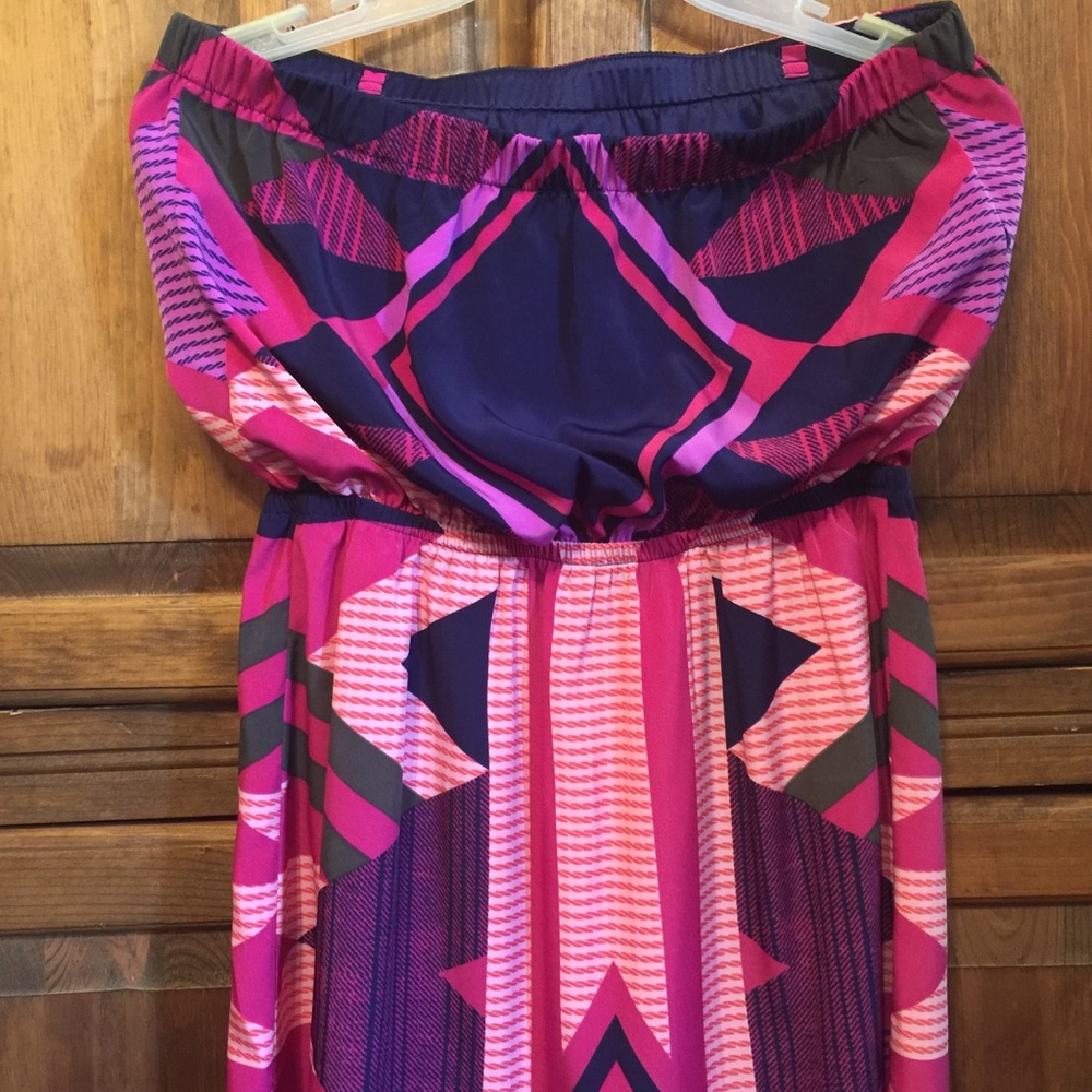 Express🔹Geometric Pattern🔹Tube Dress - Picture 8 of 10